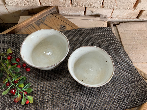 荒土粉引夫婦茶碗 2枚目の画像