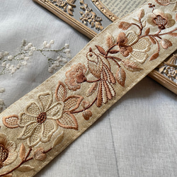 インド刺繍リボン　刺繍リボン　リボン　りぼん　スパンコール 1枚目の画像