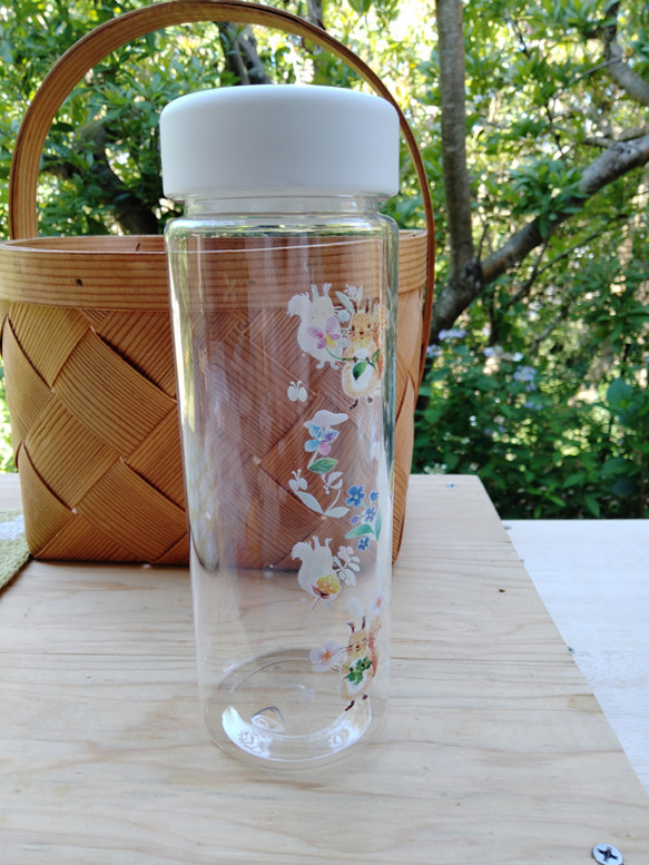 ボトル水筒500ml「エゾリスと森の花」 2枚目の画像