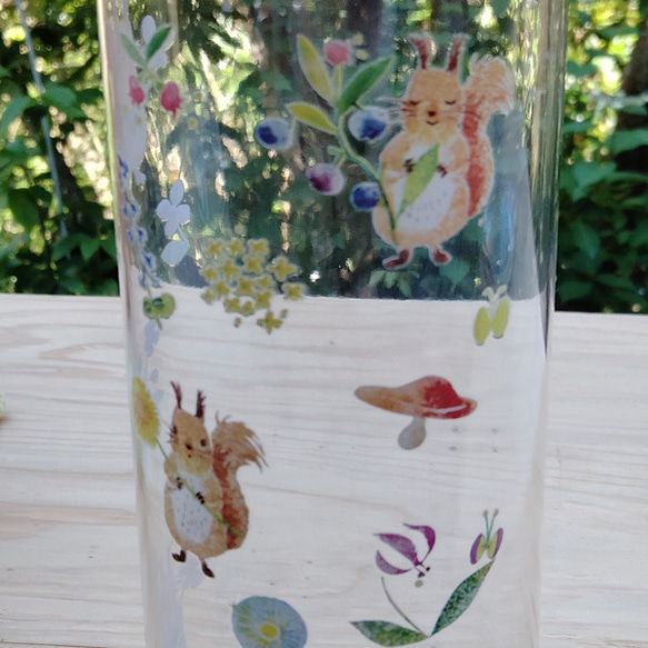 ボトル水筒500ml「エゾリスと森の花」 4枚目の画像
