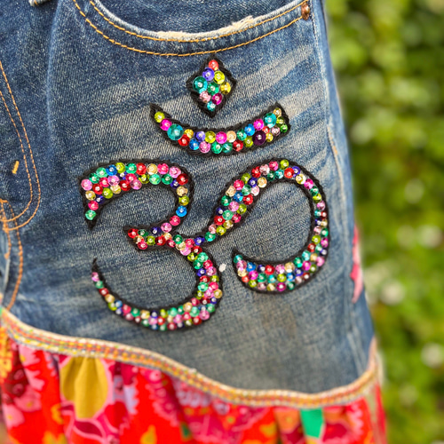 ॐ】 デニム リメイク 刺繍 エスニック スカート ロングスカート ॐ】 デニム リメイク 刺繍 エスニック スカート ロングスカート