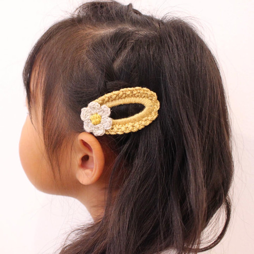お花のヘアピン/ヘアクリップ/ベビーヘアクリップ/編み物 雑貨