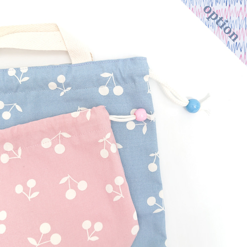 さくらんぼのお着替え袋Mサイズ☆巾着☆体操服入れ☆エプロン さくらんぼのお着替え袋Mサイズ☆巾着☆体操服入れ☆エプロン