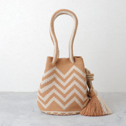 2WAY ワユーバッグ "CHEVRON" モカ ショルダーバッグ 巾着バッグ 手編みバッグ クロッシェバッグ 3枚目の画像