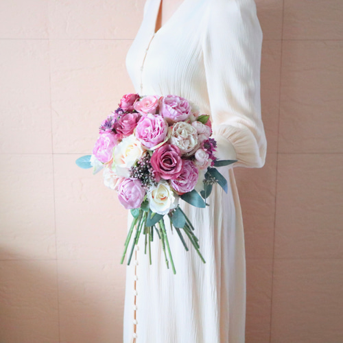 ラウンドブーケ ウェディングブーケ ブートニア クラッチブーケ 結婚