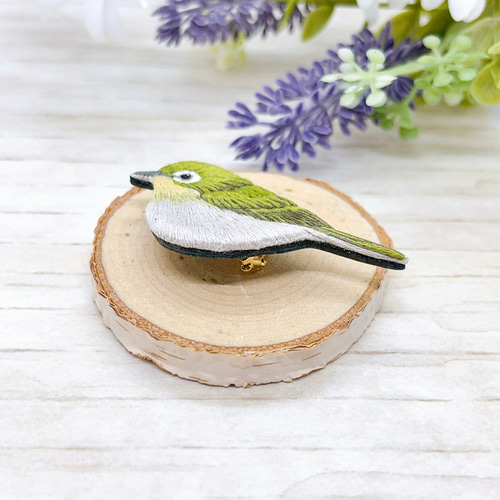 メジロ 刺繍 ブローチ （ 野鳥 鳥 小鳥 ） ブローチ mame.pii【11/16