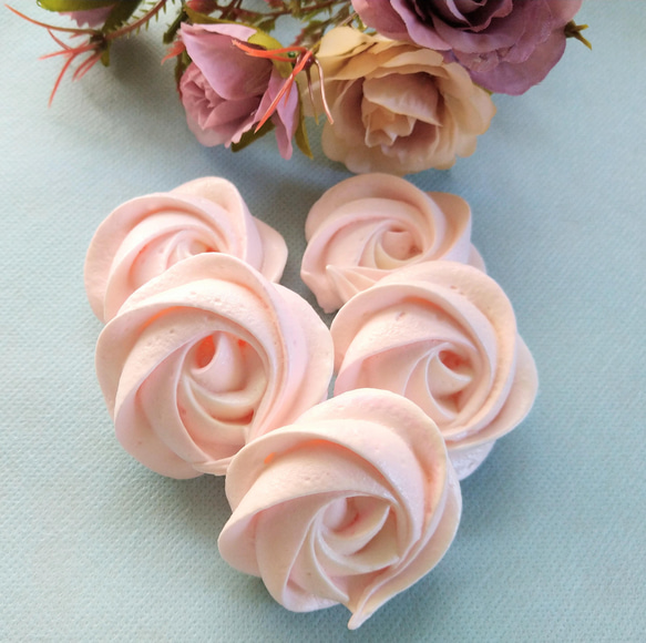 最低購入数5枚〜お好きなお色で。バラのメレンゲクッキー※実用新案登録
