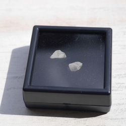天然石フェナカイト2個セット合計約1.20ct(ブラジル産)結晶原石ルースケース付属鉱物[phe-220617-09] 12枚目の画像
