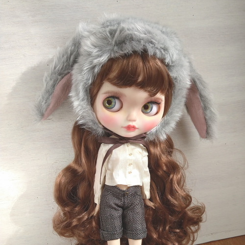 再出品454.※グレーのファーのタレ耳うさぎの帽子※ブライスアウト
