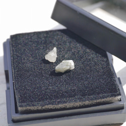 天然石フェナカイト2個セット合計約1.20ct(ブラジル産)結晶原石ルースケース付属鉱物[phe-220617-11] 15枚目の画像