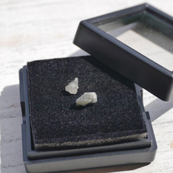 天然石フェナカイト2個セット合計約1.20ct(ブラジル産)結晶原石ルースケース付属鉱物[phe-220617-11] 14枚目の画像