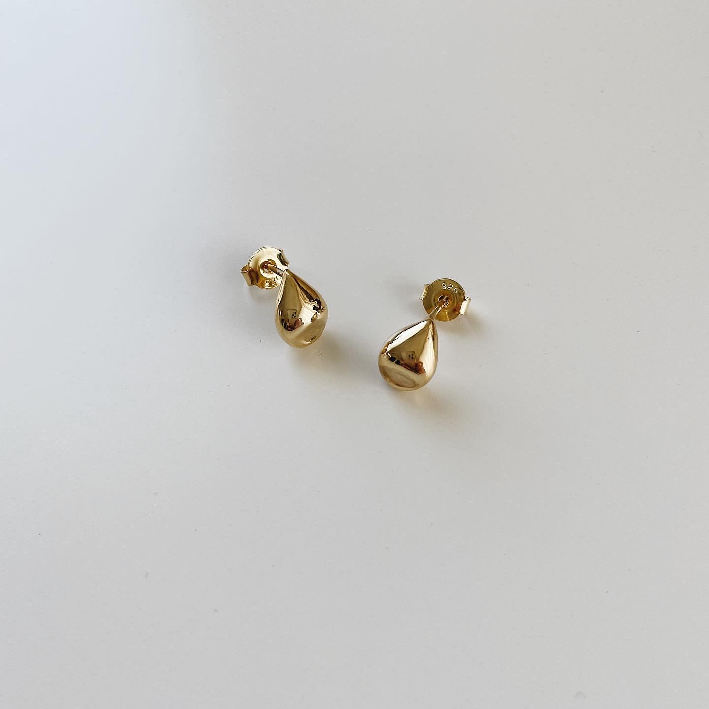 【メルマガ搭載】nuance drop pierce <GD>