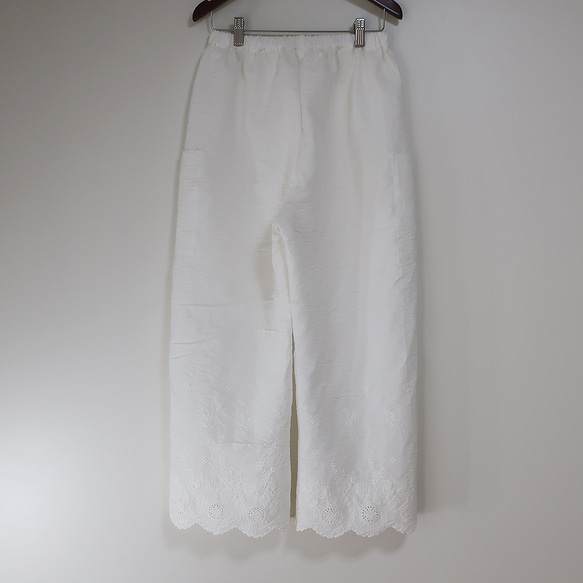 黑白到貨蕾絲麵料❣️扇貝直筒小褲（免費/全3色） 第4張的照片