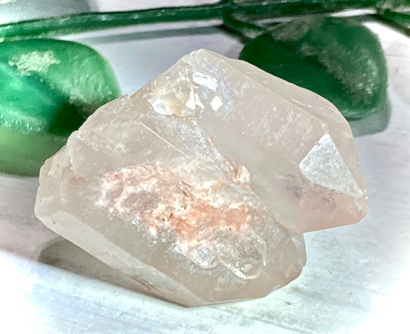 夫婦石✨レインボー　ピンク レムリアン シードクリスタル　原石　ポイント 5枚目の画像