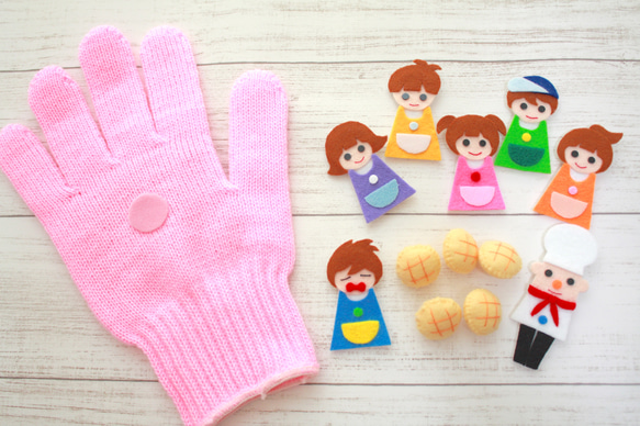 手袋シアター　「パン屋に５つのメロンパン」 7枚目の画像