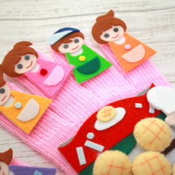 手袋シアター　「パン屋に５つのメロンパン」 2枚目の画像