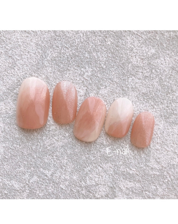 粉紅果子露♡指甲尖 Nuance 夏季指甲粉色簡約成人可愛桃子指甲 第1張的照片
