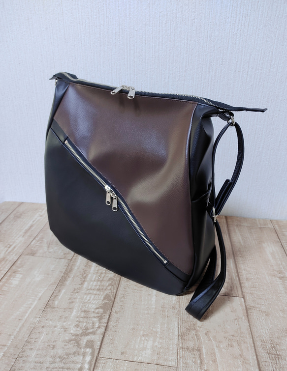 Raffaello ダークブラウン レザー ショルダーバッグ 保存袋付き Raffaello ダークブラウン レザー ショルダーバッグ 保存袋付き