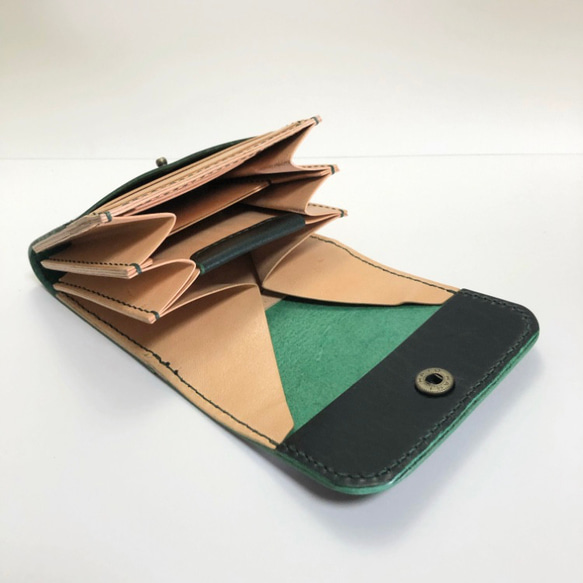 『コンパクトで可愛い』ハーフギャルソンウォレット　ルガトー(緑) オプションでご選択下さい