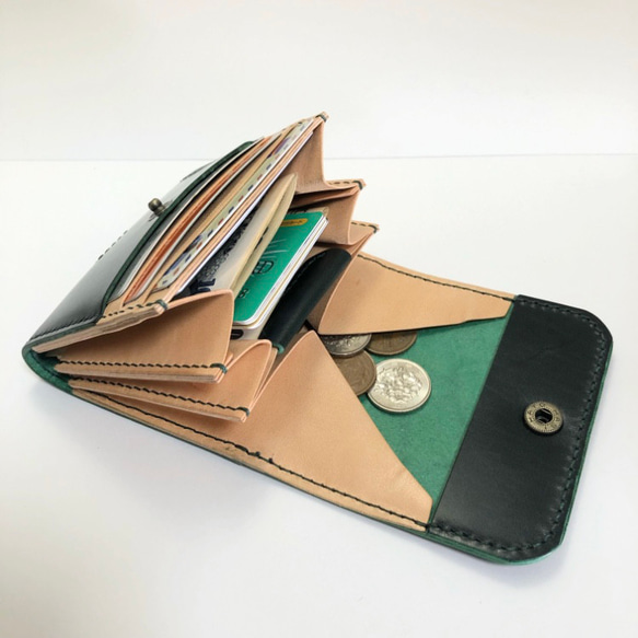 『コンパクトで可愛い』ハーフギャルソンウォレット　ルガトー(緑) オプションでご選択下さい