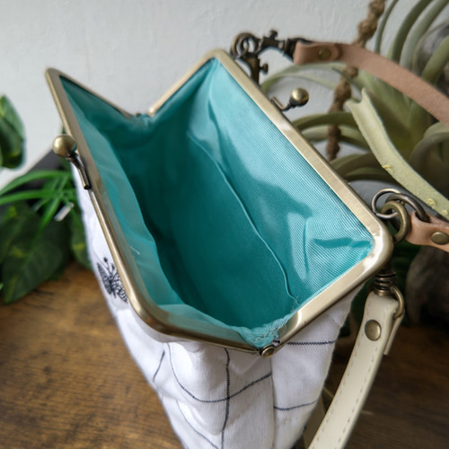 送料無料】ミナペルホネン/ちょうちょキルトホワイト 15cmがま口  