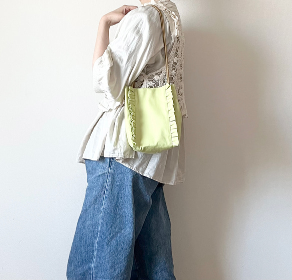 【受注生産】 斜めがけにも！2way canvas mini bag （ピスタチオ） 7枚目の画像