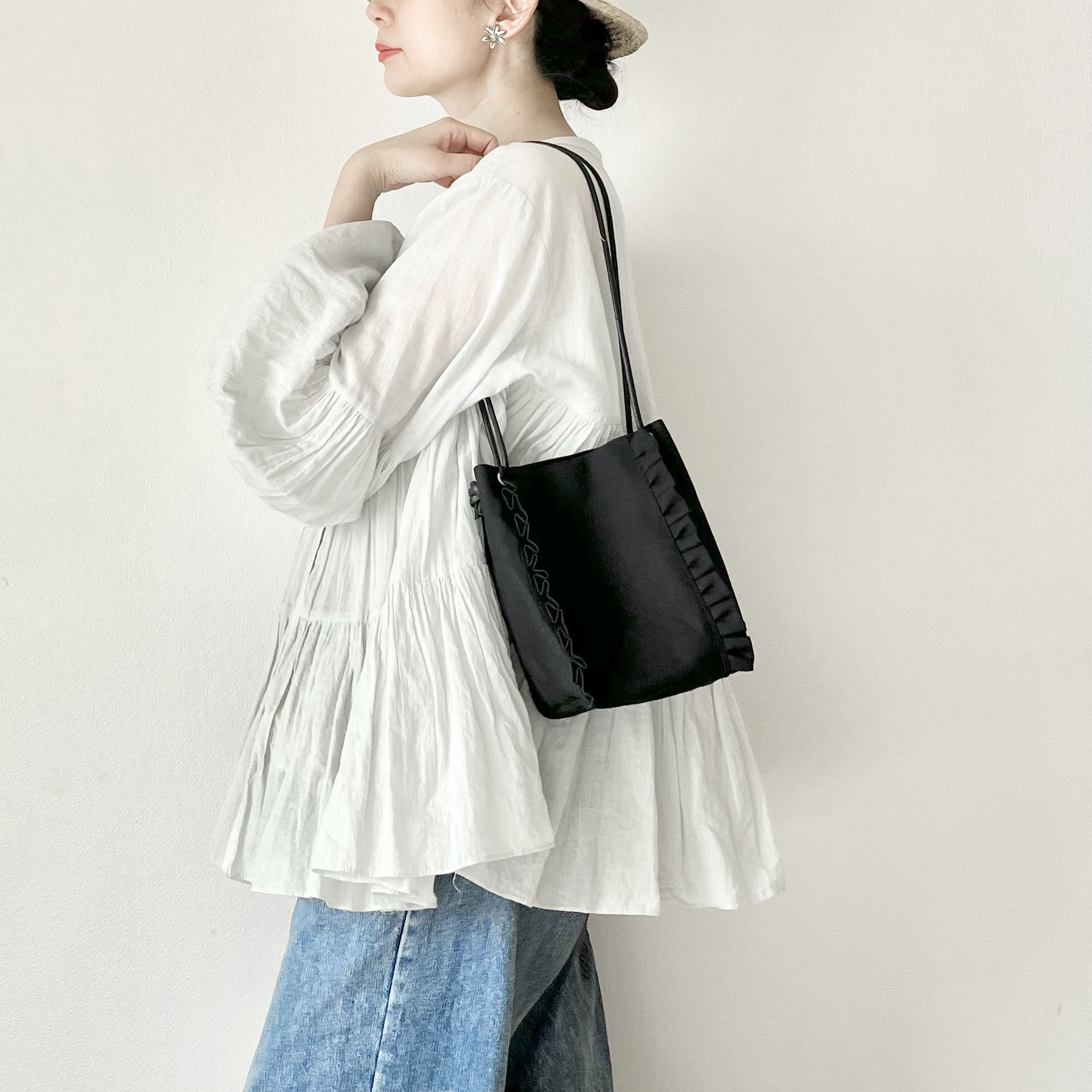 【受注生産】 斜めがけにも！2way canvas mini bag（ブラック） 6,178円