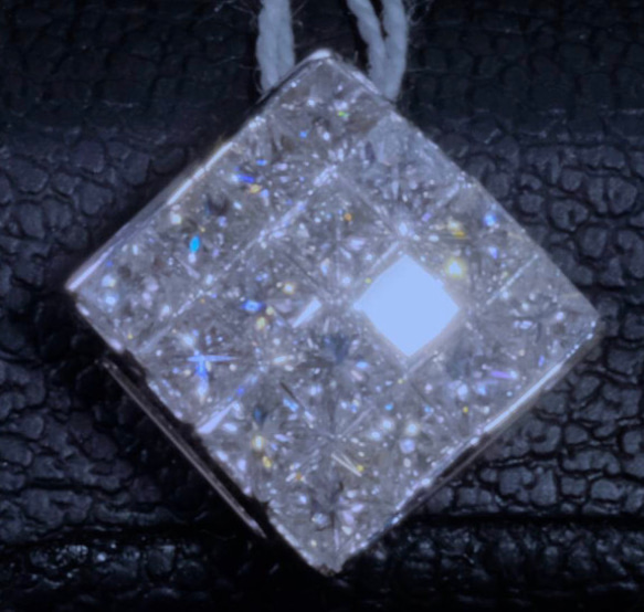 1ct ダイヤモンドペンダント　(ネックレスシルバー925 ) 1枚目の画像