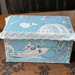 カルトナージュマスクケース　ボックス　ロマンス柄の生地がステキ　アンティークレース、ビーズ 10枚目の画像