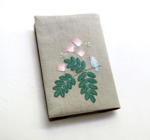 手刺繍のブックカバー『ネムノキ』 ブックカバー スミレソラ 通販