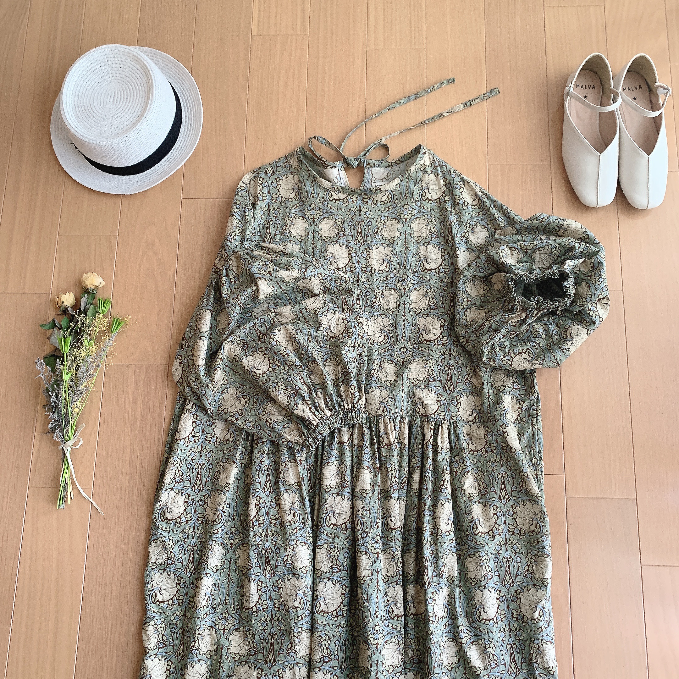 ☆Newカラー☆バックリボン☆ラウンドネック☆ウィリアムモリス☆ピンパーネルワンピース☆バルーン袖☆カスタムオーダー☆