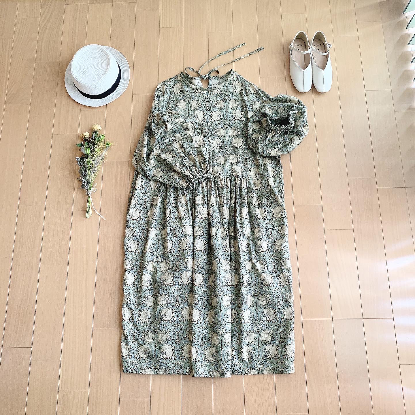 ☆Newカラー☆バックリボン☆ラウンドネック☆ウィリアムモリス☆ピンパーネルワンピース☆バルーン袖☆カスタムオーダー☆