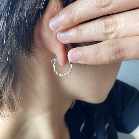 nejineji earring/pierce【silver925】　ねじねじ　シンプル　華奢　シルバー　シルバー925 8枚目の画像