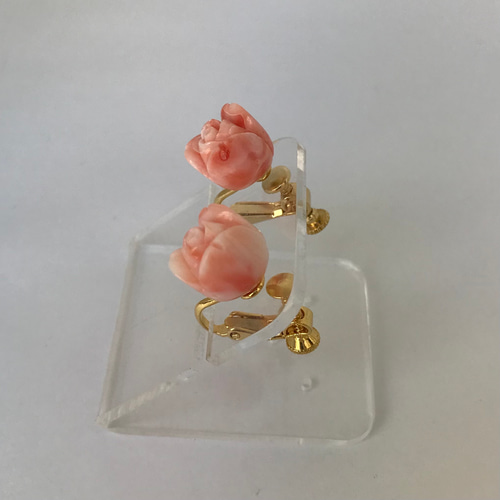 ピンク珊瑚彫りイヤリング＊ピンクローズ＊ R40618 イヤリング