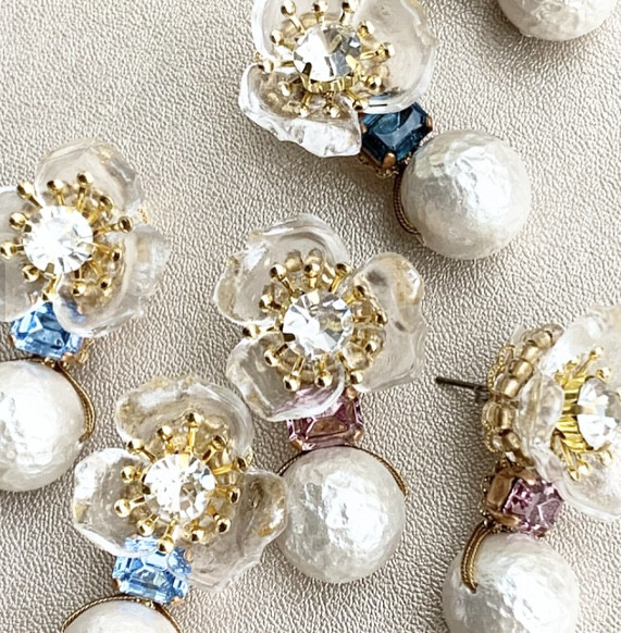 Bonbon  クリアフラワーパールイヤリング・ピアス