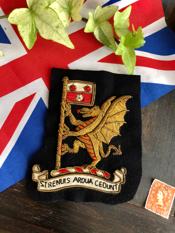 ヴィンテージ 刺繍 ワッペン  パームスプリングス・エリアル・トラムウェイ I 英国で出会った♪ ヴィンテージ 金糸刺繍 ウェールズ ドラゴンの
