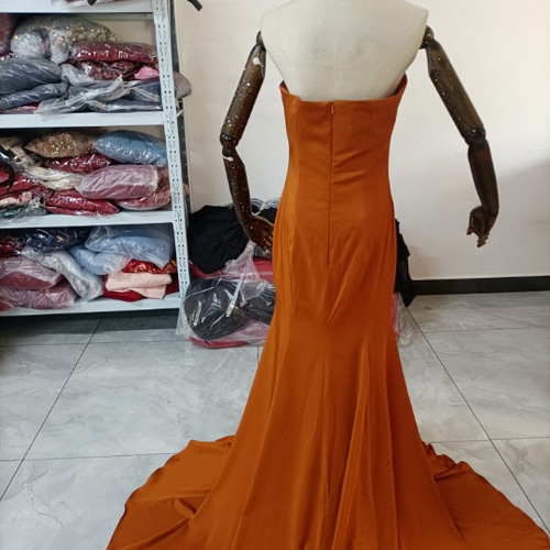 人気上昇！カラードレス テラコッタ色取り外しオフショルダー袖 /2次会  