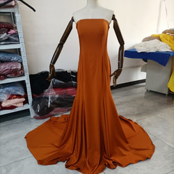 高品質！カラードレス ラベンダー色 華やかなトレー 柔らかく重ねた  