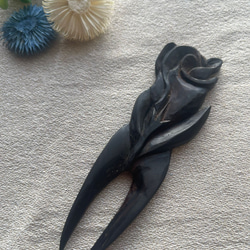 【黒檀•エボニー】手彫り・バラのつぼみのかんざし 1枚目の画像