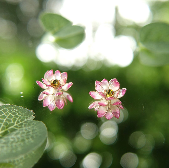 【七月生月花】小蓮花耳環/耳釘/不穿耳釘：夏日浴衣花睡蓮 第1張的照片