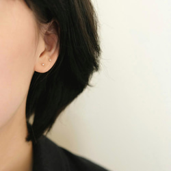 人気★再..再販★K24純金★バーベル丸玉スタッドピアス　24金釈迦玉ピアス　シンプル小さめ小ぶりミニゴールド輝く 9枚目の画像