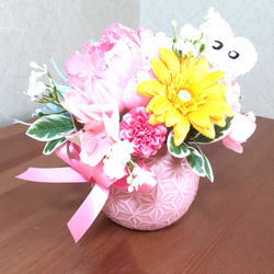 ペットのお供え花♡ ピンクの花器付人気のソラフラワーの薔薇アレンジメント 5枚目の画像