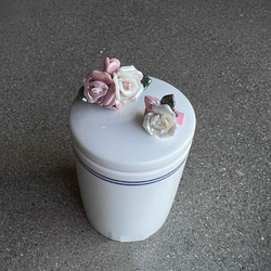 セラミック　ピンク花　白い花　２枚セット　ヘアピン　髪留め　ヘアクリップ　ヘアバレッタ　ヘアアクセサリ— 3枚目の画像