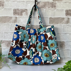 [L size] Big Flower Pattern Granny Bag 藍色 &lt;推薦通勤包&gt; 第1張的照片
