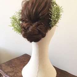 ローズマリーとベビーパールの髪飾り(両サイドセット) 8枚目の画像
