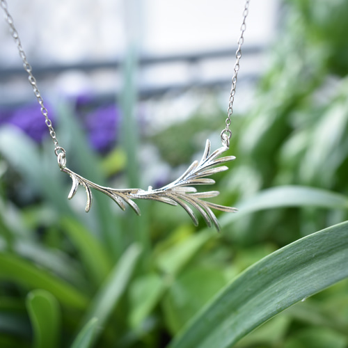 ローズマリーのネックレス（シルバー925プレート） ネックレス