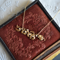 宿り木（ヤドリギ）のネックレス 〜フランスアンティーク