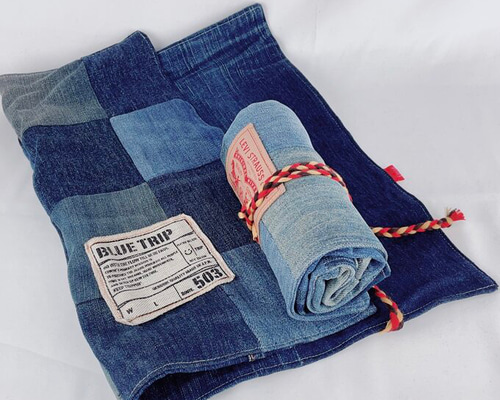 ぽこぽこカフェマット　Mサイズ　クッション　①  デニムリメイク ぽこぽこカフェマットMサイズクッション① デニムリメイク