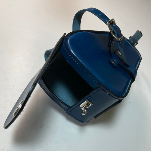 【パスツール】 レザークロスボディバッグ クロスバイク✳︎バイク✳︎ツールバッグ✳︎サイドバッグ