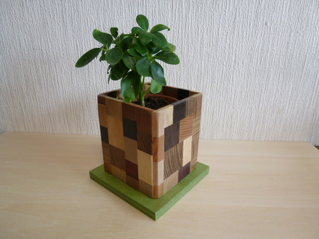 寄木細工　一輪挿し　花瓶